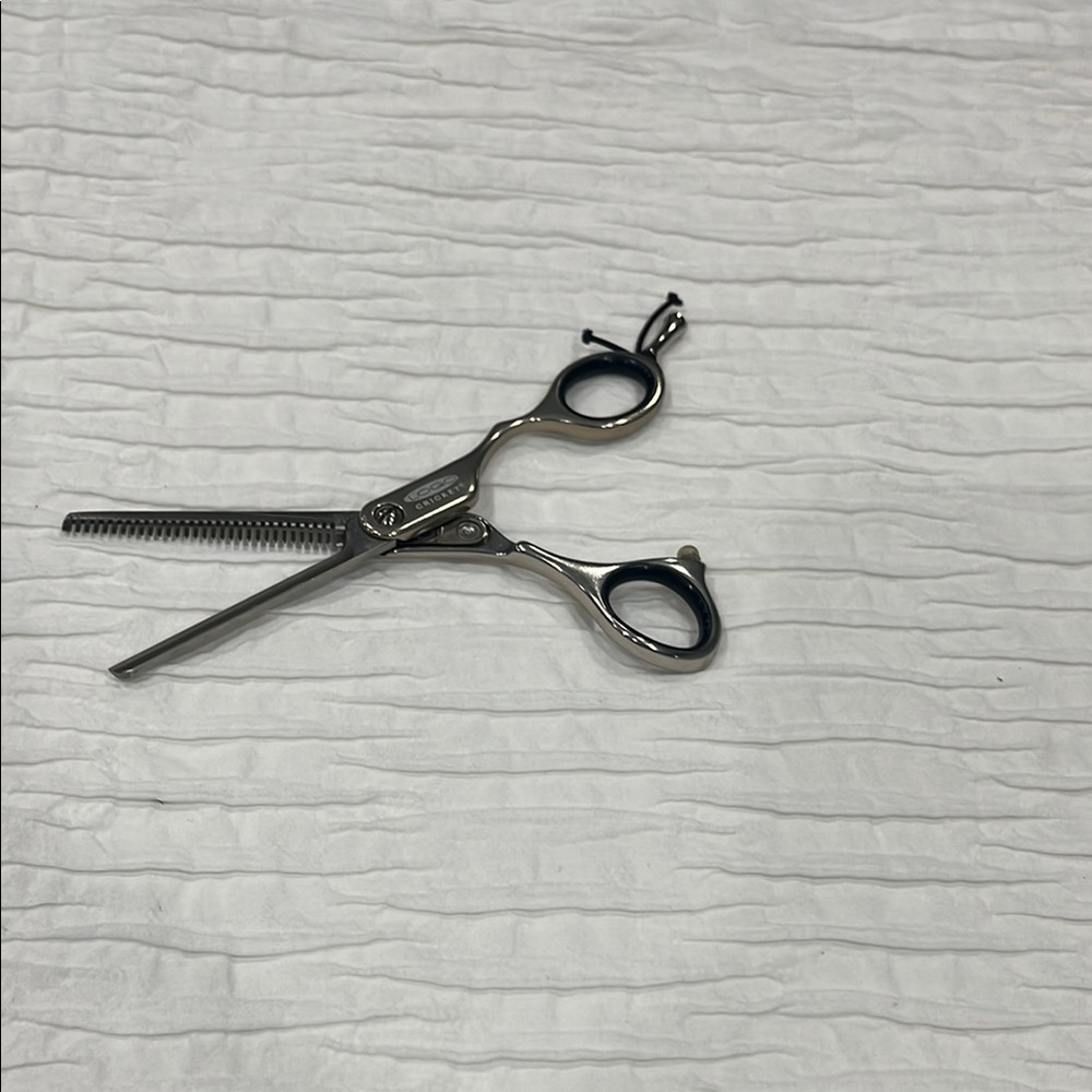 LOGO‎ scissors Cricket Professional Silver Hair Thinning ✂️ texturizing sheers